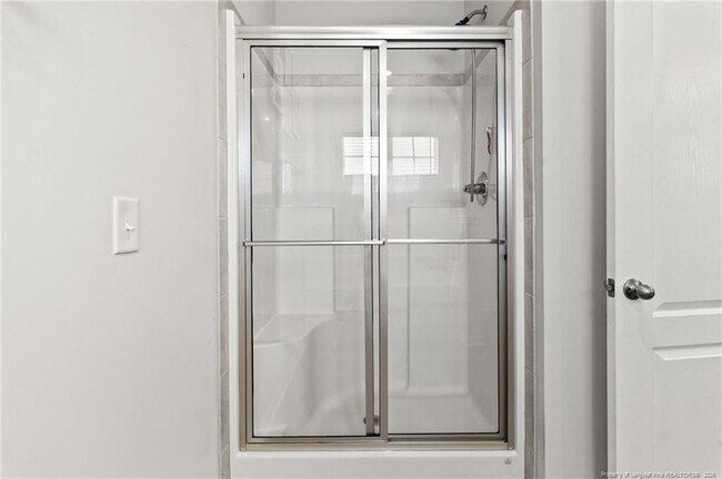 Building Photo - 516 Loom Dr