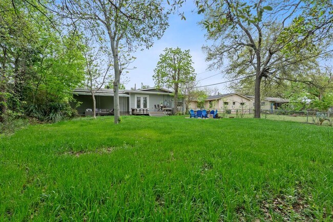 Building Photo - 6810 Daugherty St