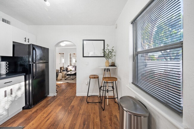 Building Photo - 11 NW 68th Terrace