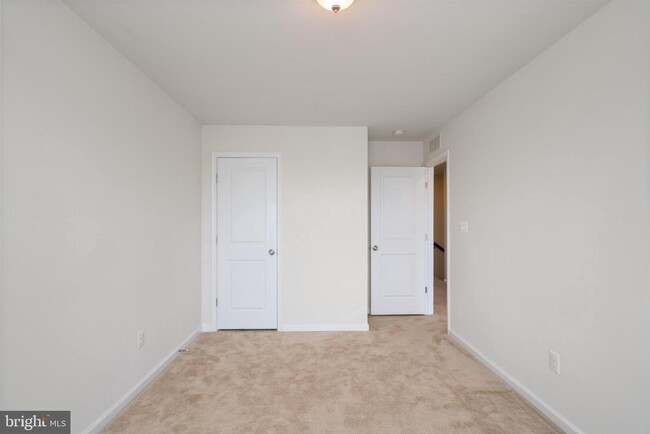 Building Photo - 116 Apricot St