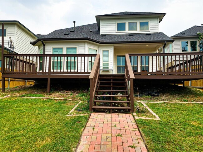 Building Photo - 12716 Bloomington Dr