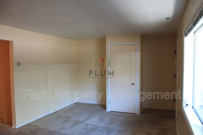 Building Photo - 200 Eddy Ave