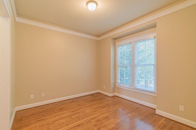 Building Photo - Stunning home in Baxter Village