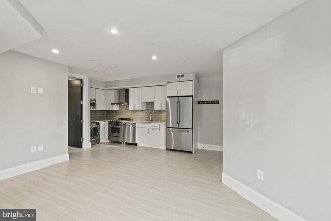 Building Photo - 2035 13th St NW
