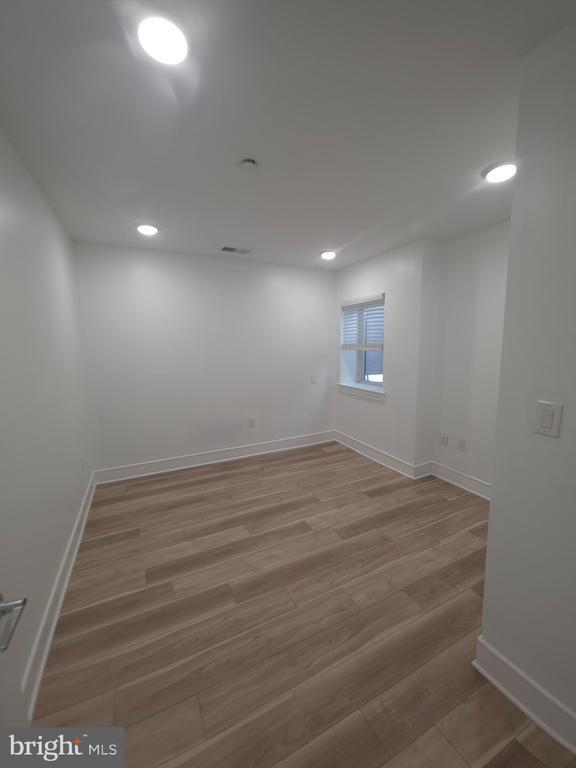 Building Photo - 3925 Haverford Ave