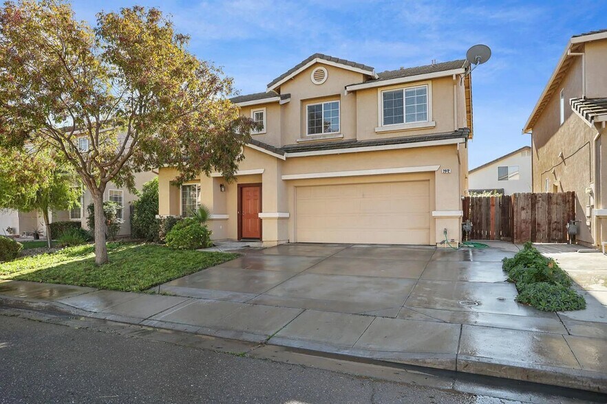 Building Photo - 2902 Campbell Ln