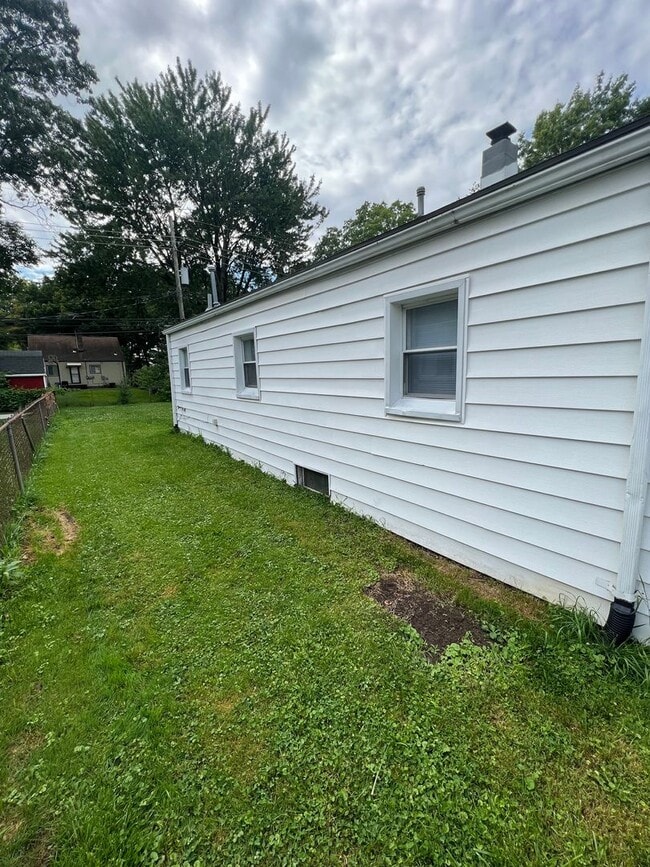 Building Photo - 26451 Lorenz St