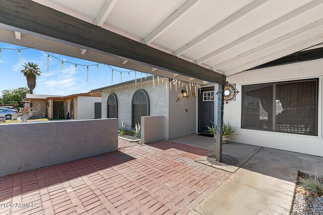 Building Photo - 4716 W Christy Dr