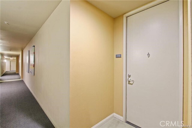 Building Photo - 488 E Ocean Blvd