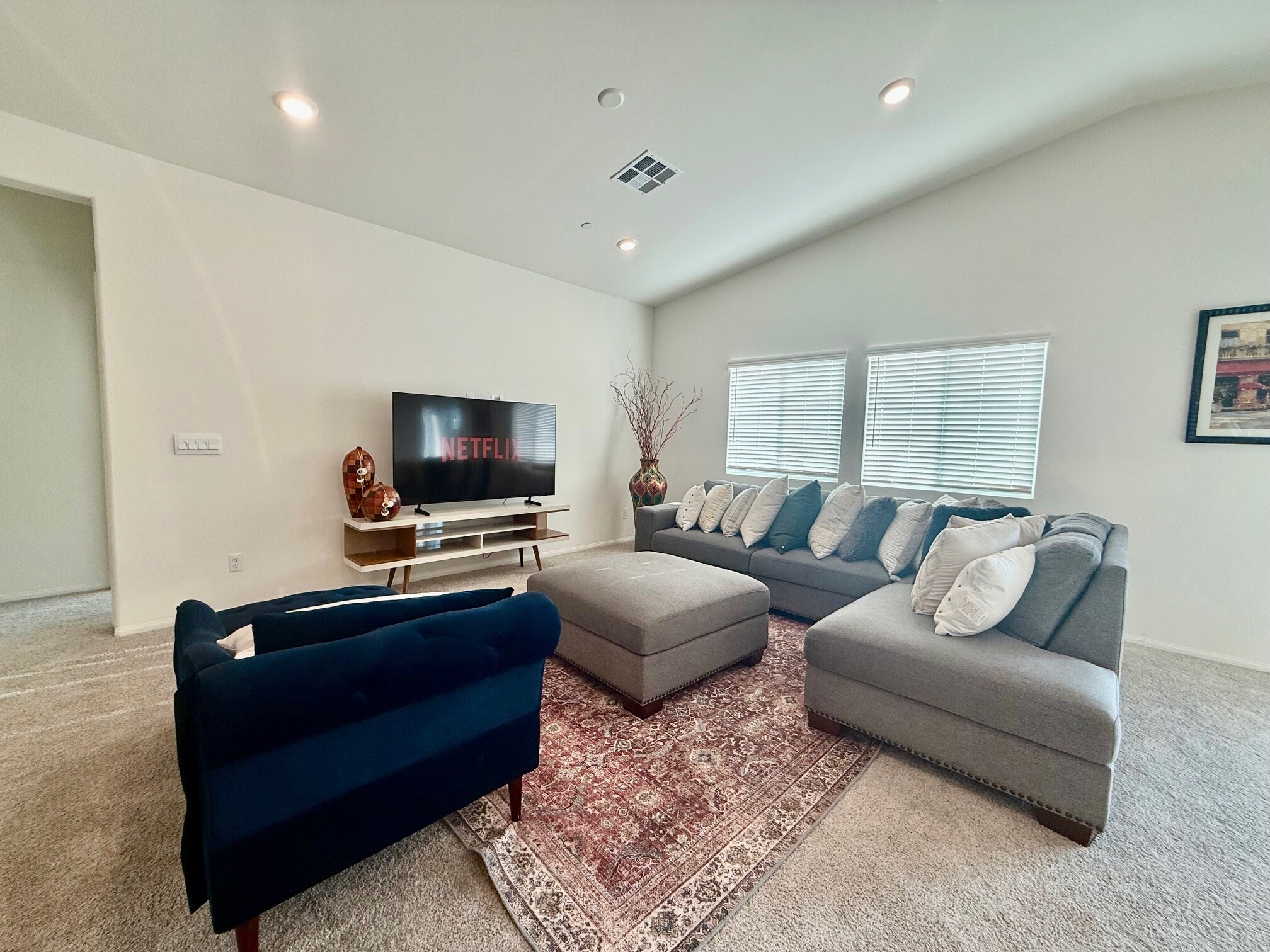 Living room - 13895 Vantage St