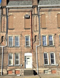 Building Photo - 210 Rhode Island Ave