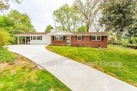 Building Photo - 9204 Topoco Dr