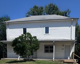 Building Photo - 503 S 1st St