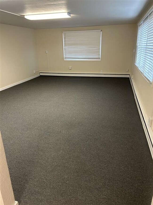 Building Photo - 1795 Main Street