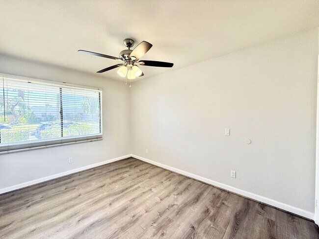 Building Photo - AVAILABLE NOW!! GORGEOUS 3 Bedroom 3 Bathroom Condo Rancho Mirage!!!