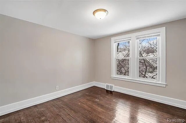 Building Photo - 22216 Park St