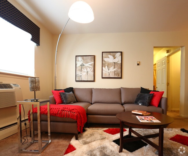 Interior Photo - Mount Penn Manor Apartments