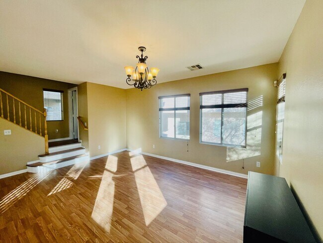 Building Photo - Open Design Plan 3 Bd + Office, 3 bth, New Floors, New paint!