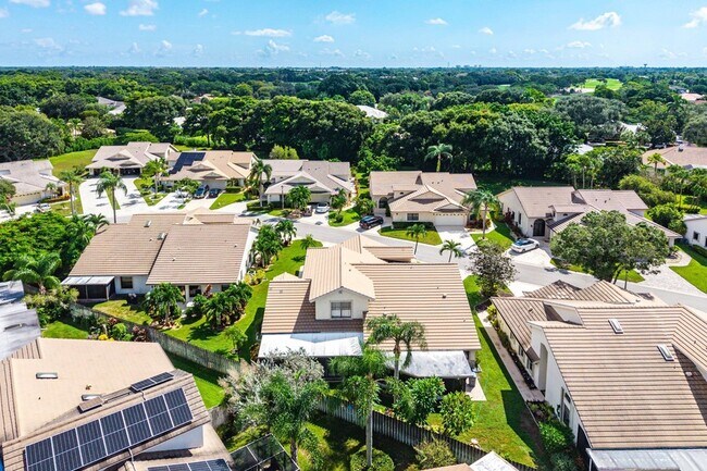 Building Photo - 4830 Brighton Lakes Blvd