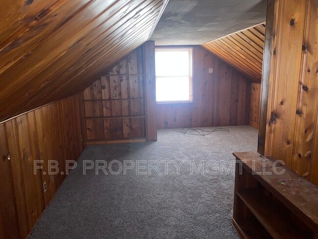 Building Photo - 14847 Cheyenne St