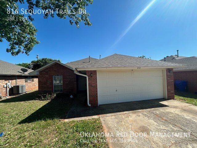 Building Photo - 816 Sequoyah Trail