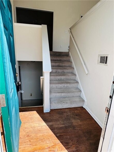 Building Photo - 3165 Chandon Ln