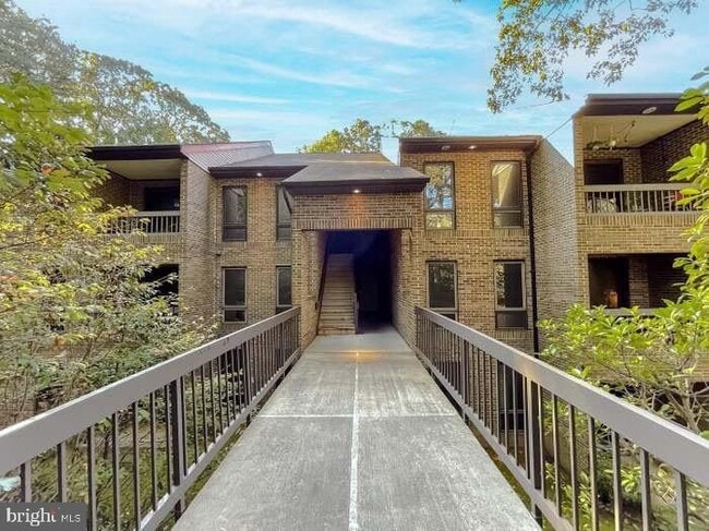 Building Photo - 44693 White Oak Ct