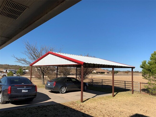 Building Photo - 2624 SW Hulen St