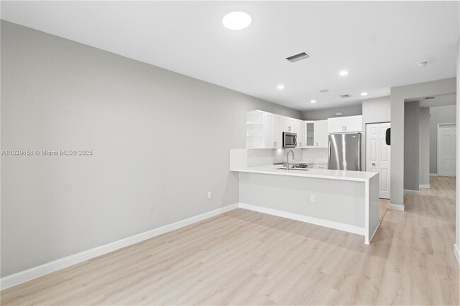 Building Photo - 10761 NW 75th St