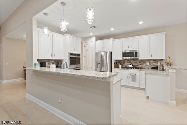 Building Photo - 8792 Largo Mar Dr