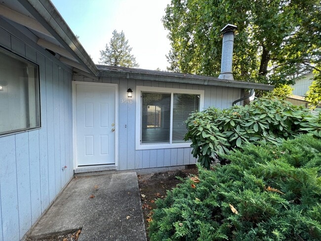 Building Photo - 3648 SE 108th Ave