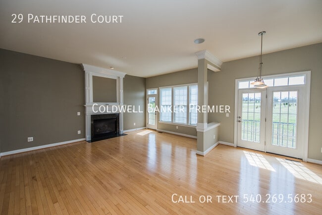 Building Photo - 29 Pathfinder Ct