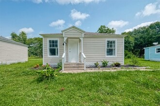 Building Photo - 4 Jennische St