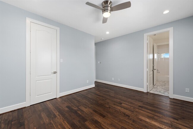 Building Photo - 9406 Glenfield Ct