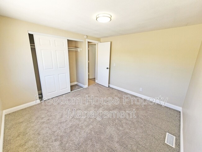 Building Photo - 1830 Casey Rd