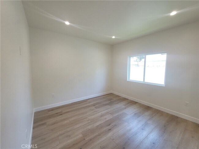 Building Photo - 16840 Los Alimos St