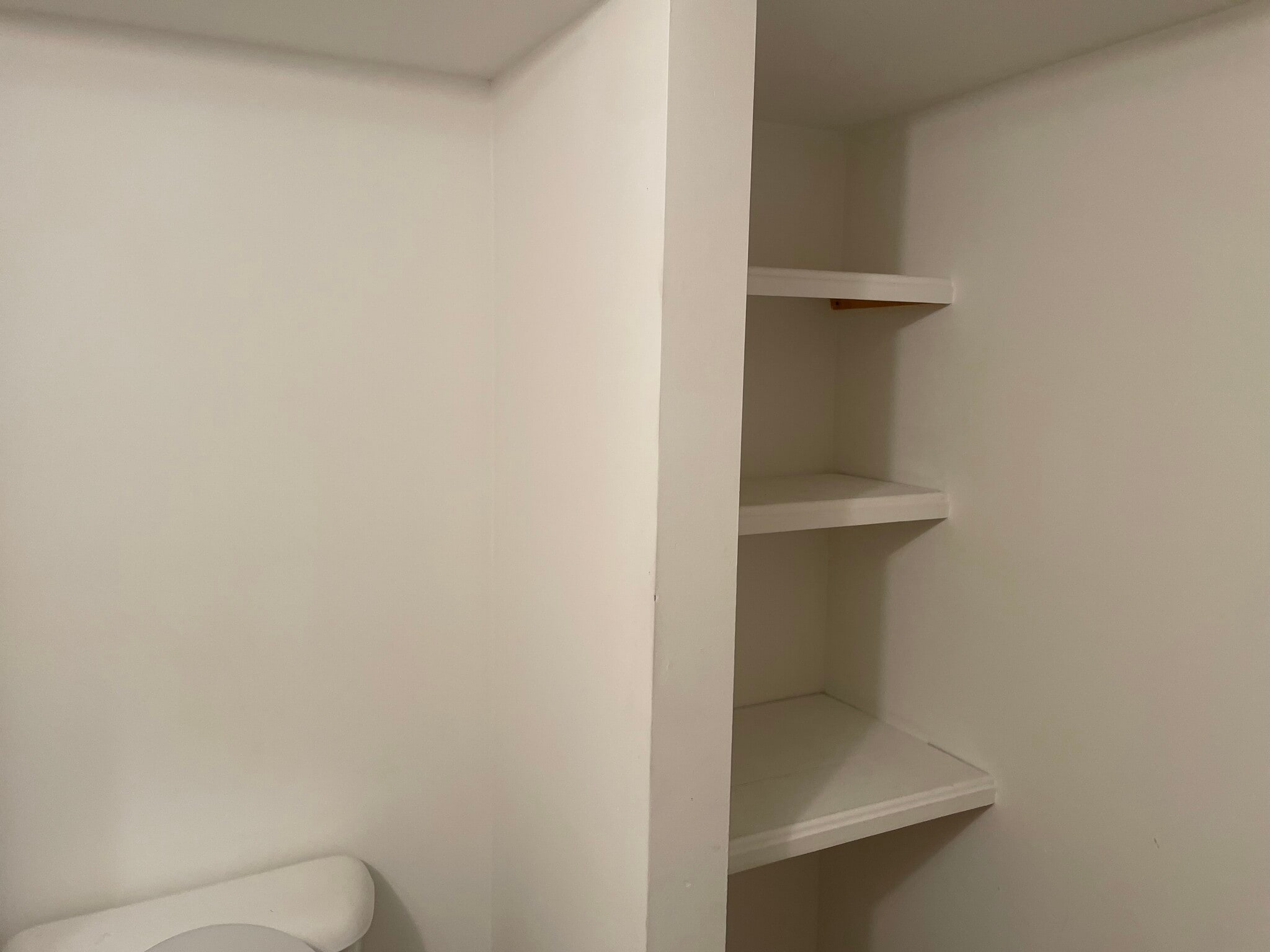 Building Photo - 6 York St