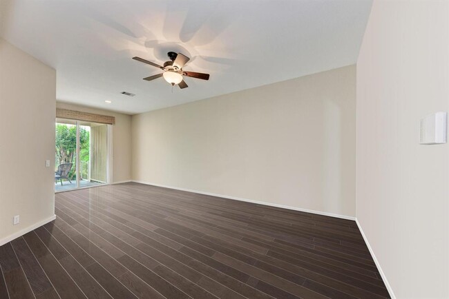Building Photo - 146 Double Eagle Dr