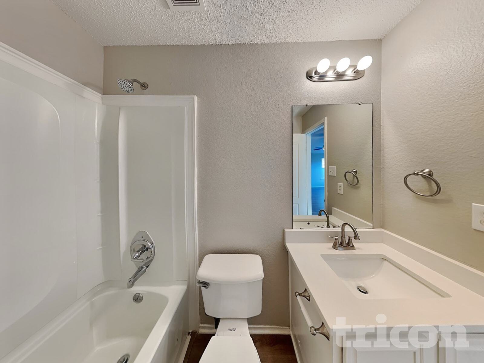 Building Photo - 304 Dakota Dr