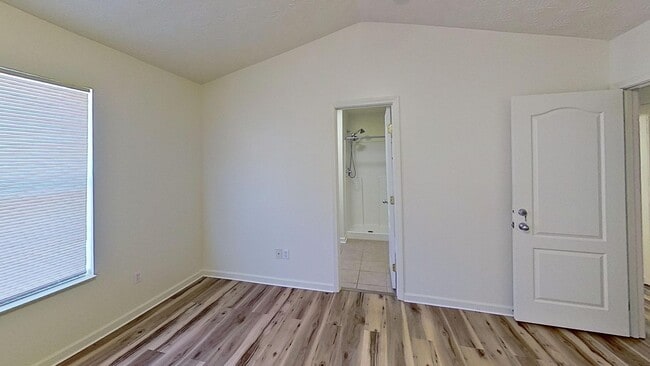 Building Photo - Three Bedroom Home Available NOW near 331 Bridge! With Solar!! Basic internet included as well!