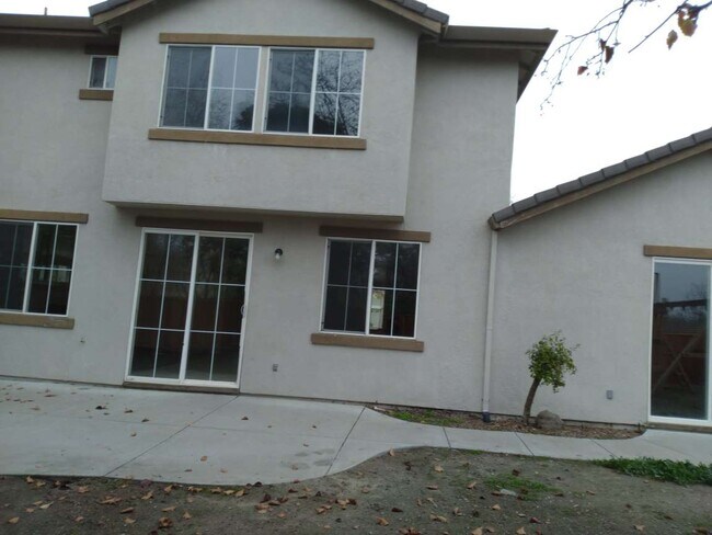 Building Photo - 4629 Palomino Way