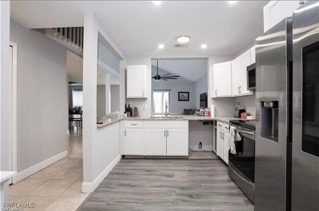 Building Photo - 17430 Dumont Dr