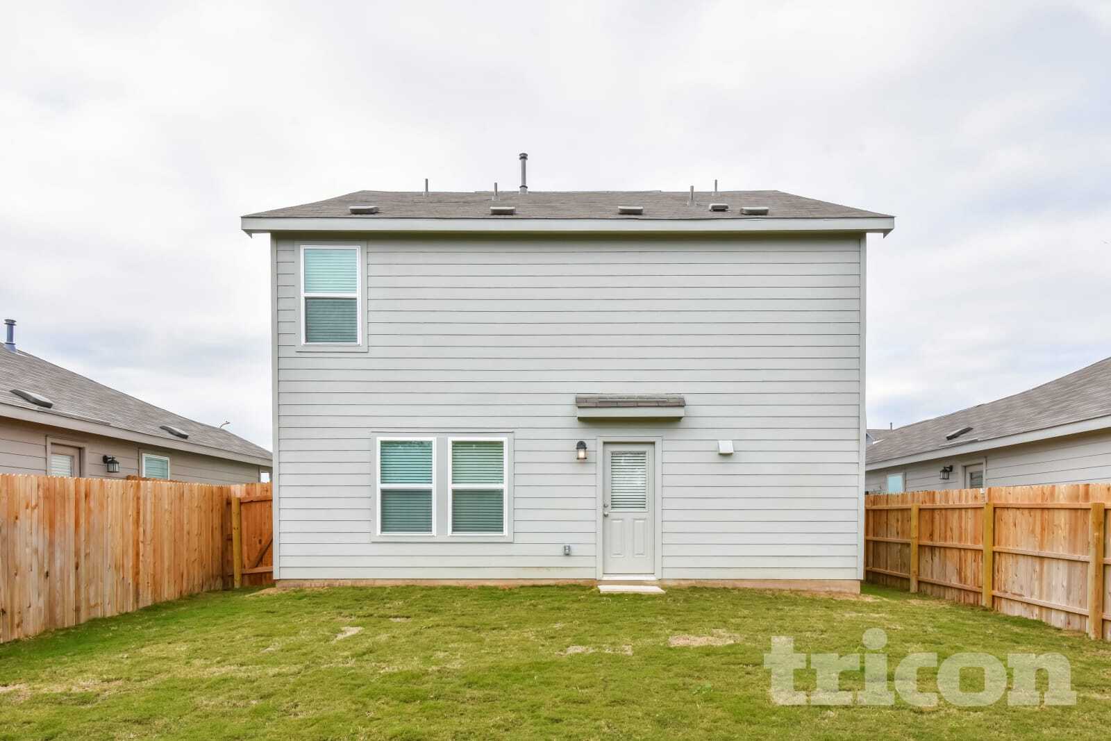 Building Photo - 8902 Lamus Wheel