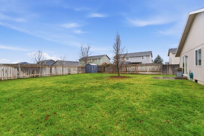 Building Photo - West Plains Rancher for Rent