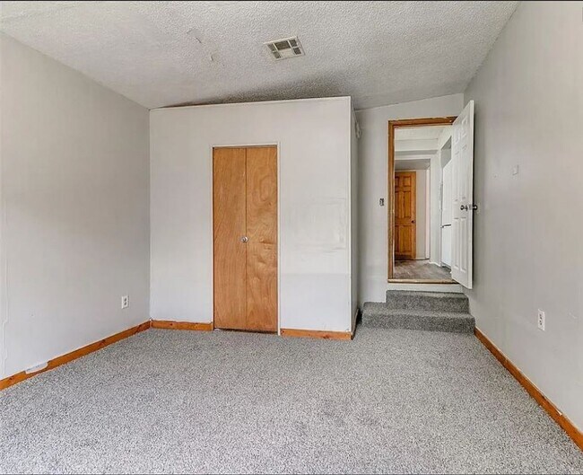 Building Photo - Charming & Refreshed 4 Bed / 1 Bath Home in Midwest City – $1,450/mo