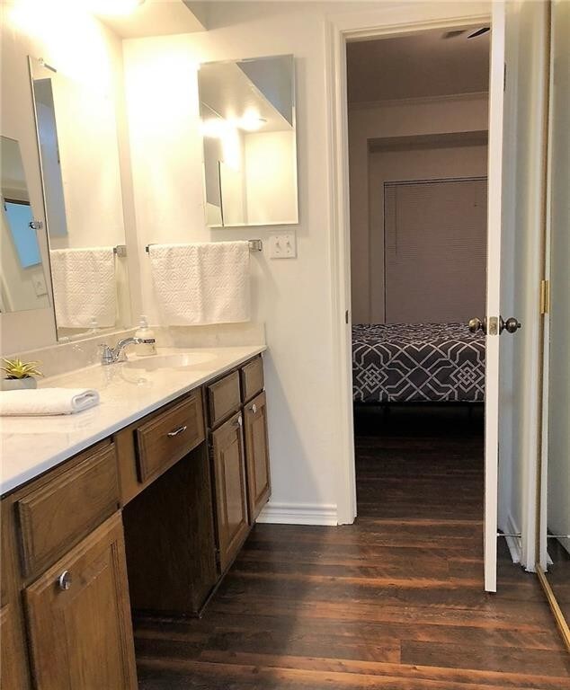 Building Photo - 2730 Silver Creek Dr