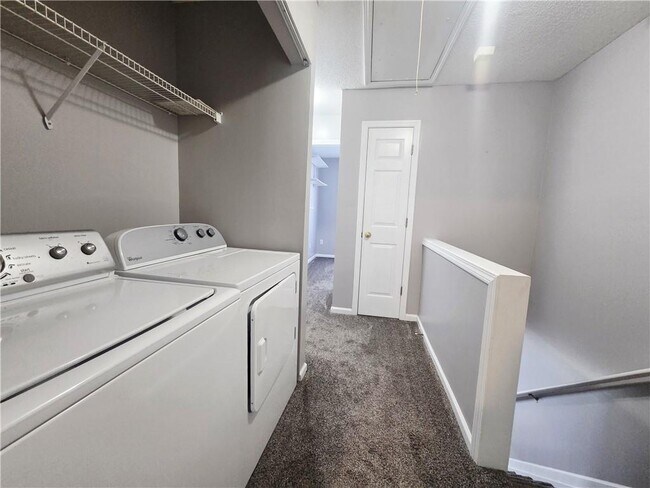 Building Photo - 4645 Valais Ct