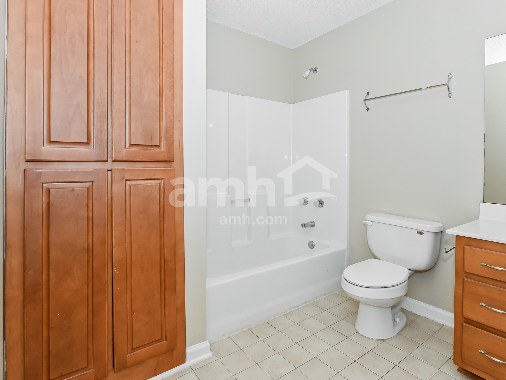 Building Photo - 6358 Braybourne Main