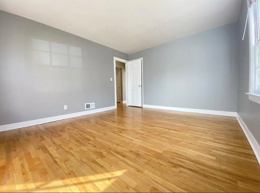 Building Photo - 1536 7th Ave NE