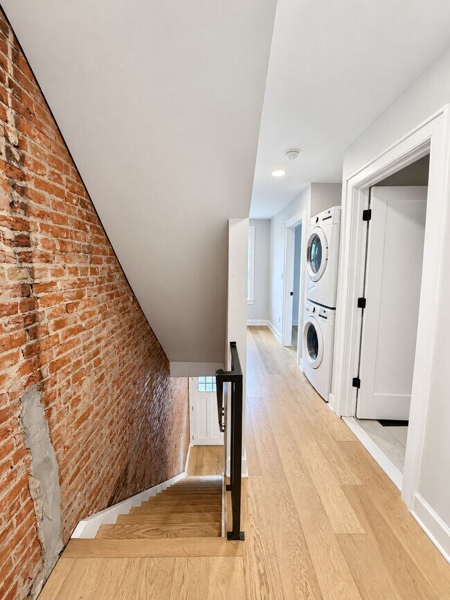 Building Photo - Rooftop Deck Living in Fishtown — Spacious 3-Bed, 2-Bath Home for Rent